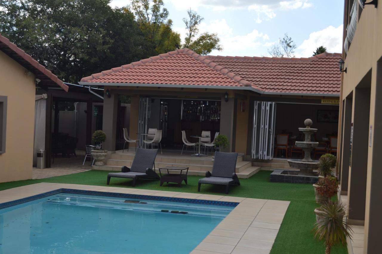 Lakeview Boutique Hotel & Conference Center Benoni Exterior photo