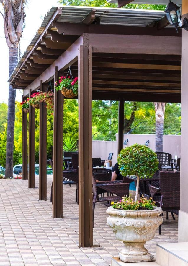 Lakeview Boutique Hotel & Conference Center Benoni Exterior photo