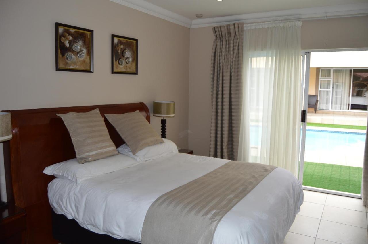 Lakeview Boutique Hotel & Conference Center Benoni Exterior photo