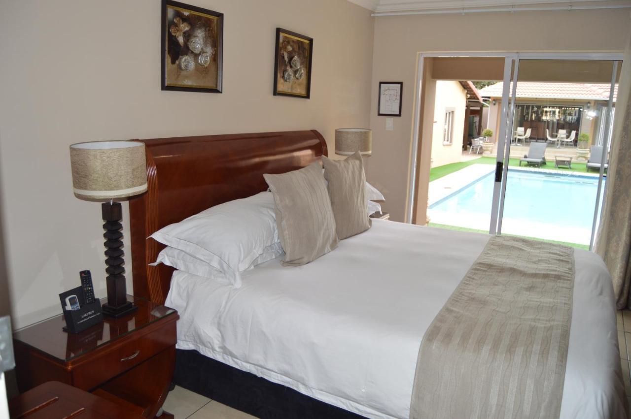 Lakeview Boutique Hotel & Conference Center Benoni Exterior photo