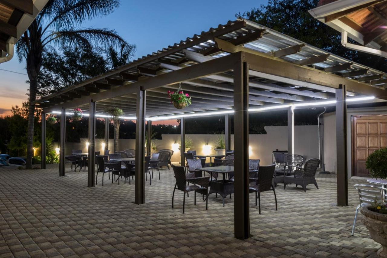 Lakeview Boutique Hotel & Conference Center Benoni Exterior photo
