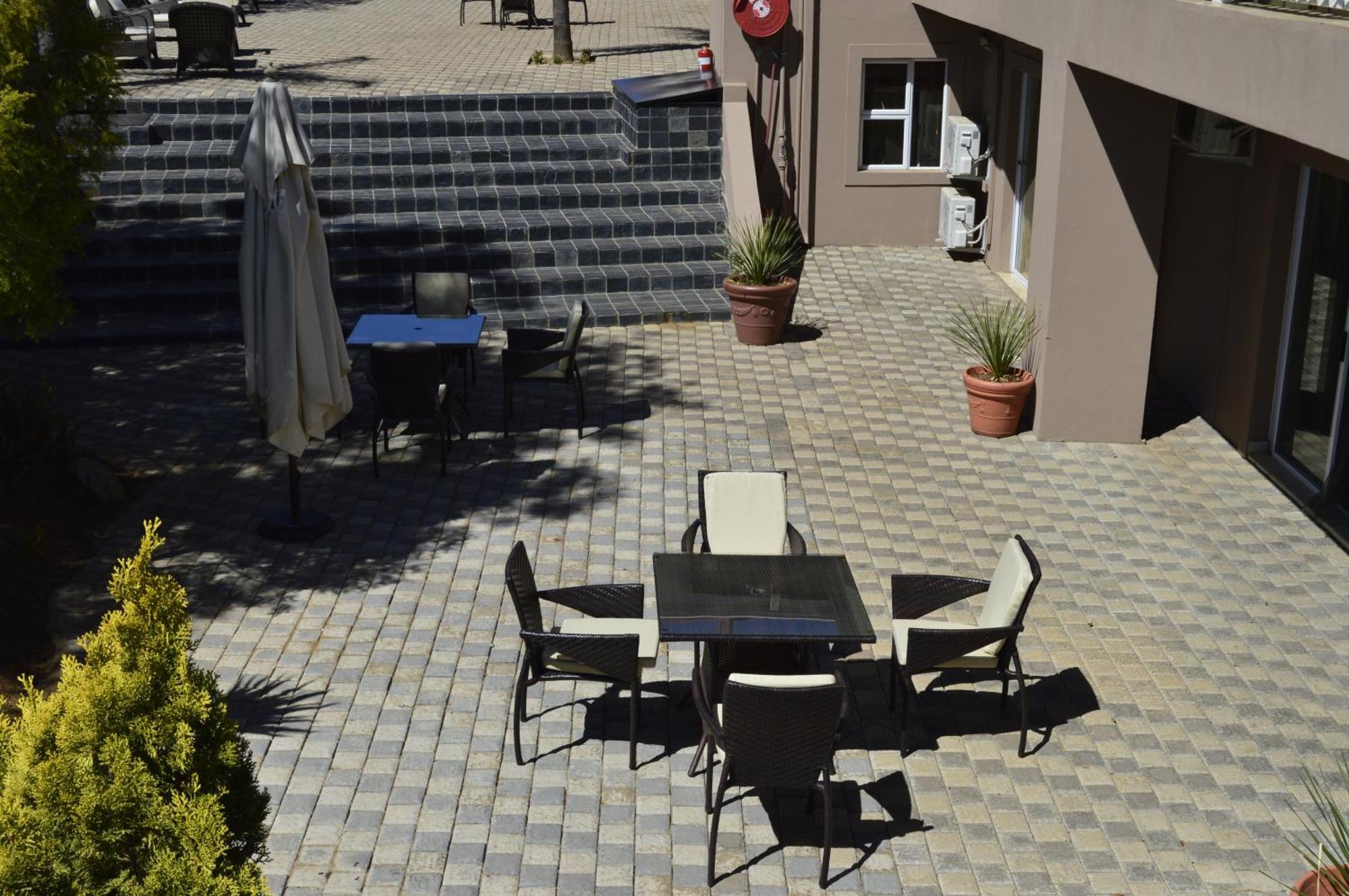 Lakeview Boutique Hotel & Conference Center Benoni Exterior photo