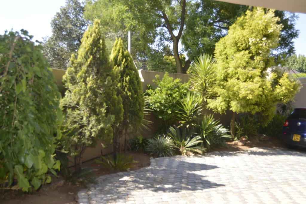 Lakeview Boutique Hotel & Conference Center Benoni Exterior photo